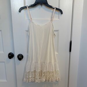 Matilda Jane White Lace Trim Top Extender size M